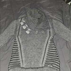 Deca Prio USA sweater
